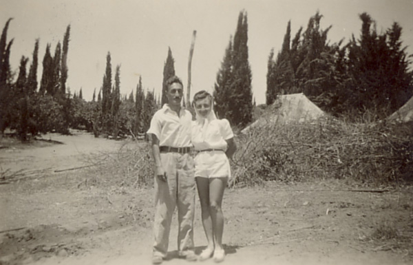 רחל קרינסקי לאחר החתונה עם ברוך פרייס - 1947